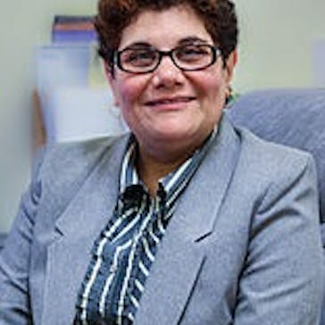Dr Gracy Nakhla Photo