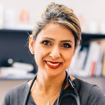 Dr Neda Namdar Photo