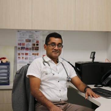 Dr Dimuthu Gamage Photo