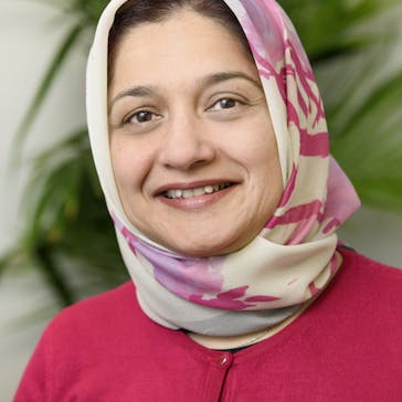 Dr Aneesa Iqbal Photo