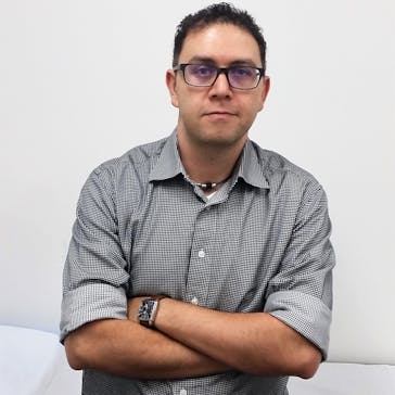 Dr Pooyan Tofighi Photo