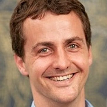 Dr Thomas Hilliar Photo