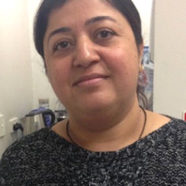 Dr Monica Saluja Photo