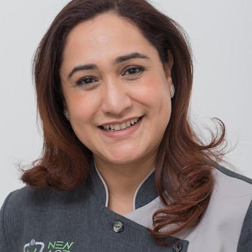 Dr Gunjan Bangia Photo