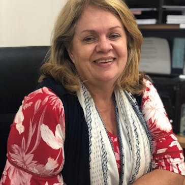 Dr Lyndsey Kabat Photo