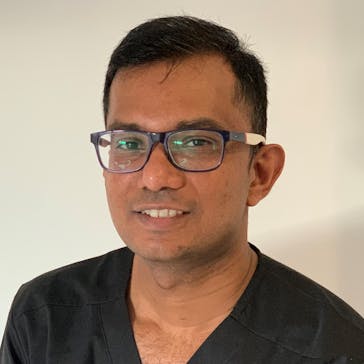 Dr Ayesh Fernando Photo