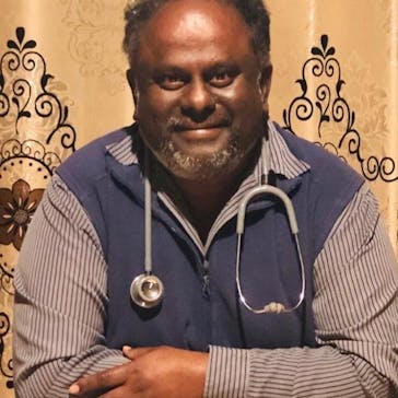Dr Veera Veeraputhran Photo