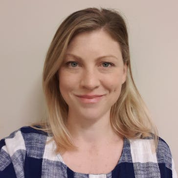 Dr Laura Johnson Photo