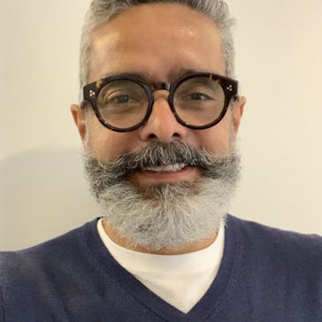 Dr Angel Gonzalez Photo